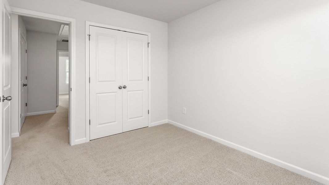 Spacious, unfurnished interior of a new home in Henley Ridge, Graham (Image 21).