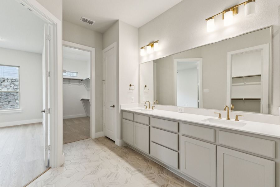 Furnished interior view inside a new home in Painted Tree Lakeside, McKinney (Image 9).