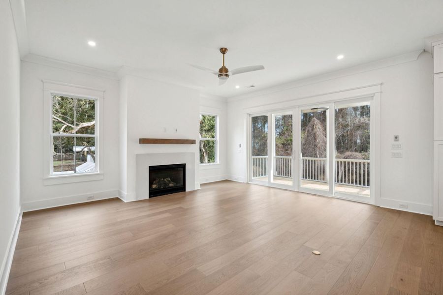 Spacious, unfurnished interior of a new home in , Mount Pleasant (Image 44).