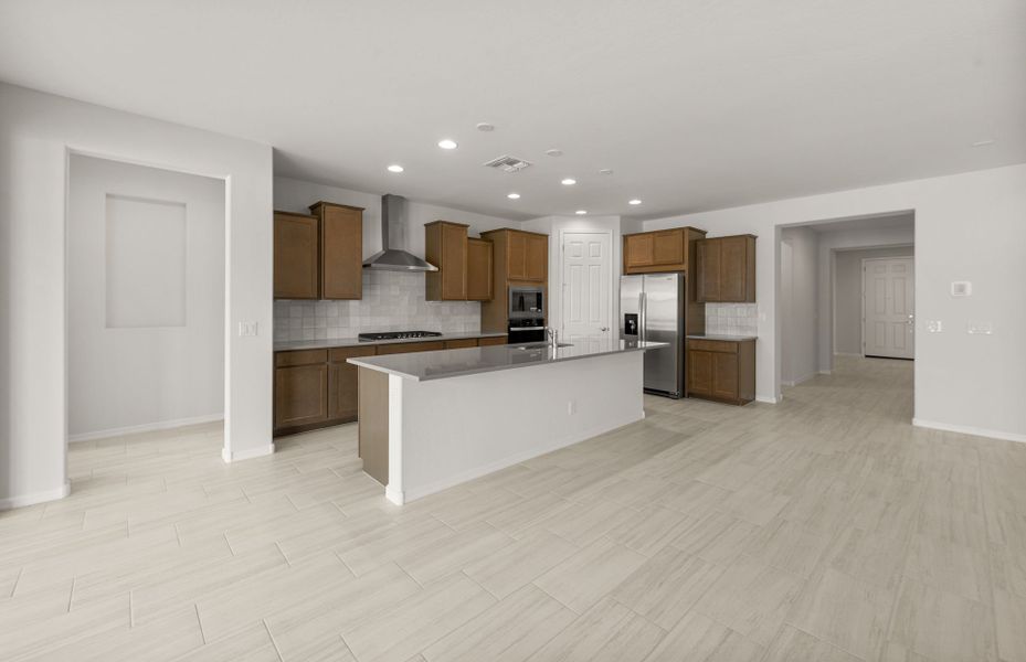 Furnished interior view inside a new home in Allen Ranches, Litchfield Park (Image 8).