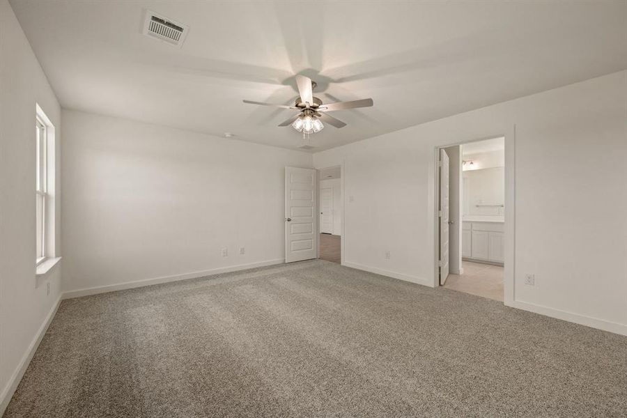 Spacious, unfurnished interior of a new home in Gatlin Ranch, Springtown (Image 22). Spacious, unfurnished interior of a new home in Gatlin Ranch, Springtown (Image 22).