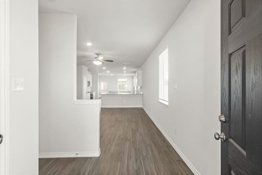 Spacious, unfurnished interior of a new home in Retreat at Fossil Creek, Fort Worth (Image 38).