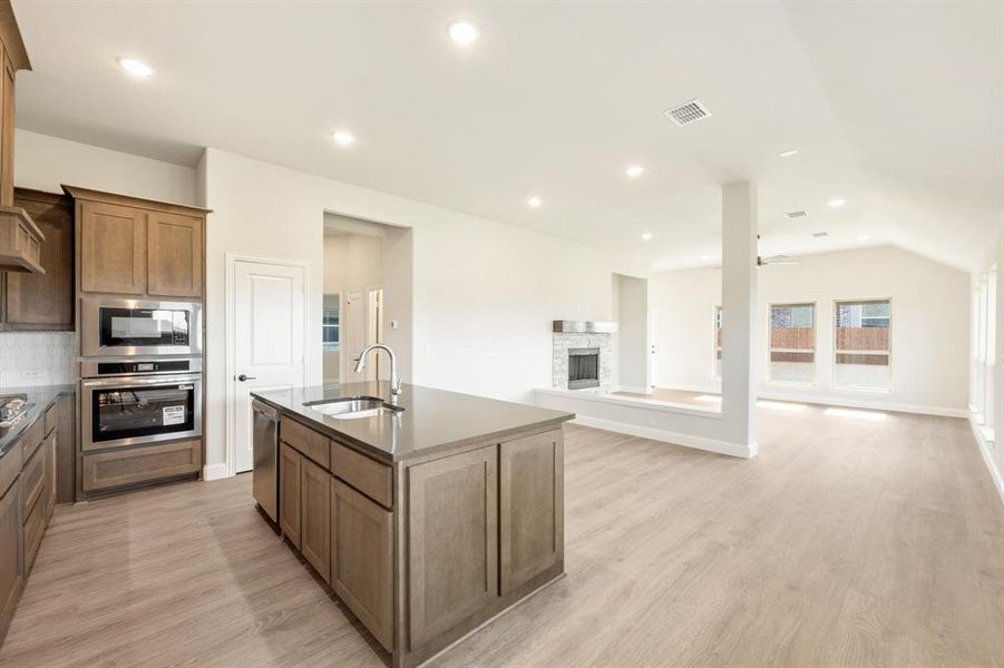 Furnished interior view inside a new home in Sunset Ridge, Alvarado (Image 5).