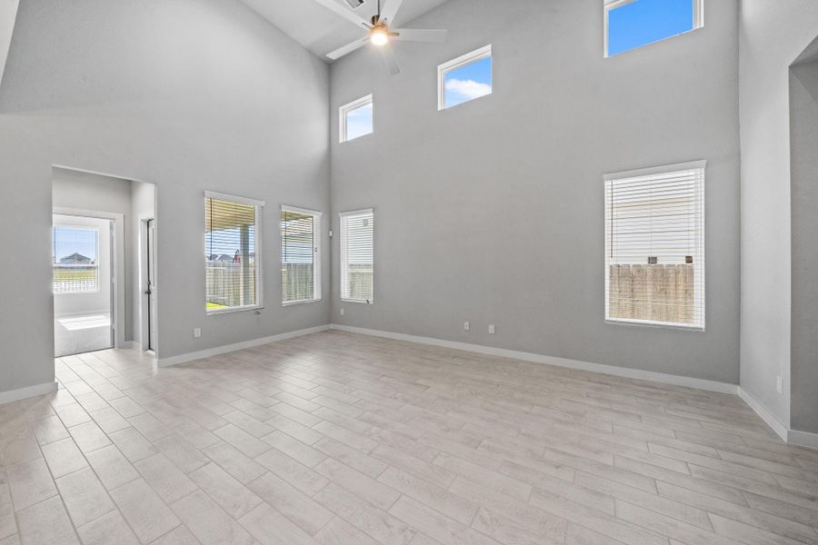 Spacious, unfurnished interior of a new home in Grand Oaks Village, Houston (Image 23).