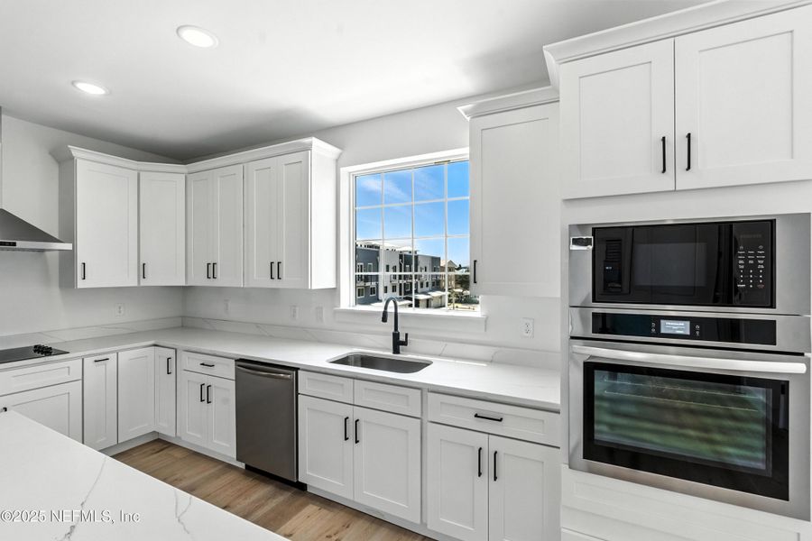 Furnished interior view inside a new home in , St. Augustine (Image 12).