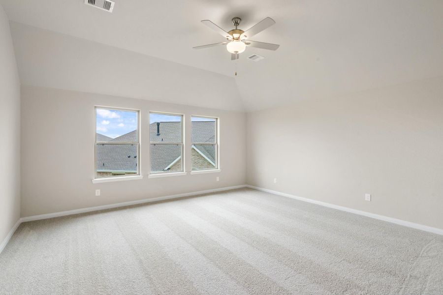 Spacious, unfurnished interior of a new home in Bridgeland, Cypress (Image 26).
