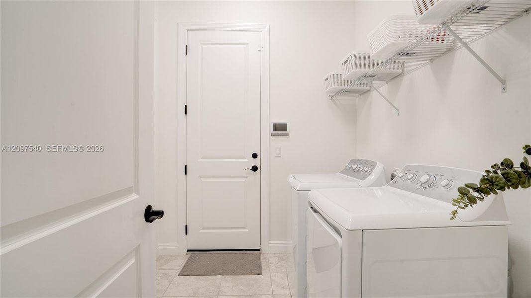 Furnished interior view inside a new home in , Westlake (Image 37).