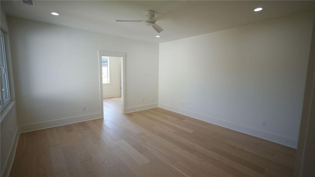 Spacious, unfurnished interior of a new home in , Flowery Branch (Image 50).
