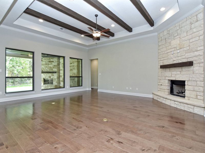 Representative unfurnished interior of a home built from the Avalon by Giddens Homes in Scofield Farms Estates, Georgetown (Image 194).