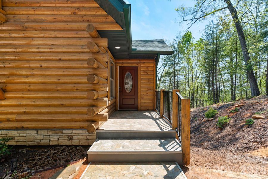 Exterior details and patio area of a home in , Lake Lure (Image 3).