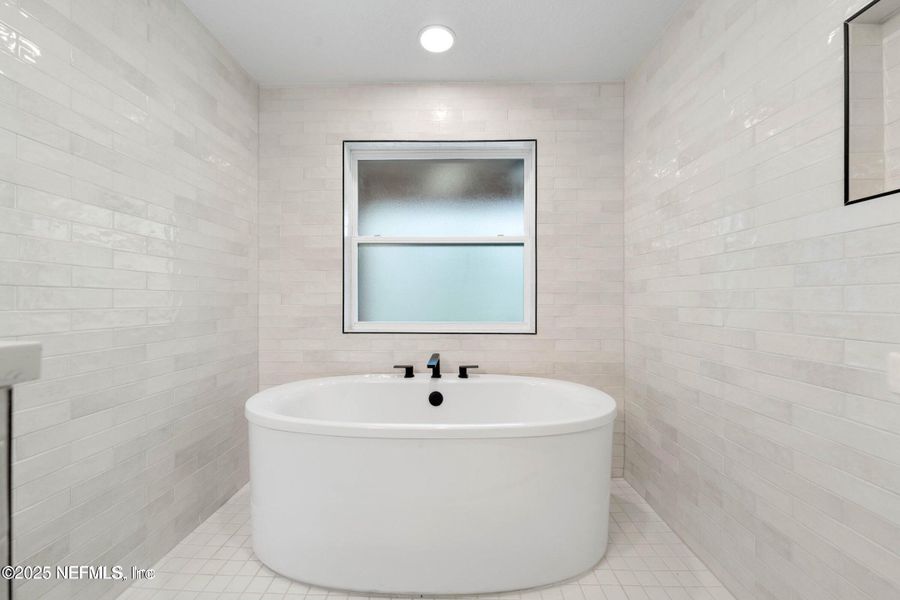 Furnished interior view inside a new home in , Jacksonville (Image 17).