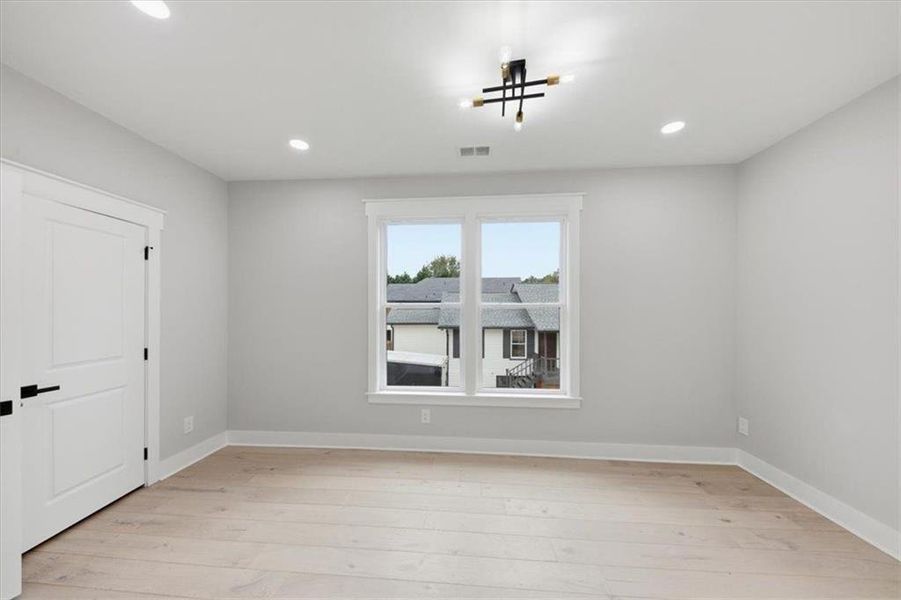 Spacious, unfurnished interior of a new home in , Acworth (Image 47).