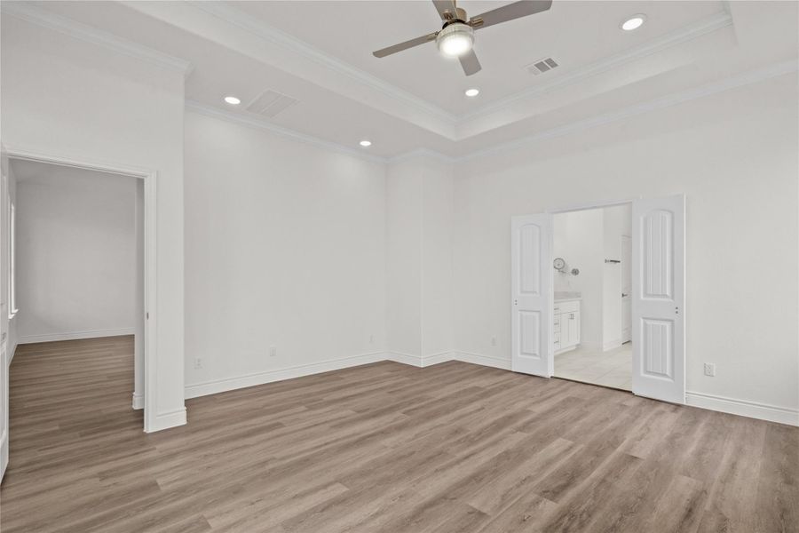 Spacious, unfurnished interior of a new home in , Texas City (Image 26).