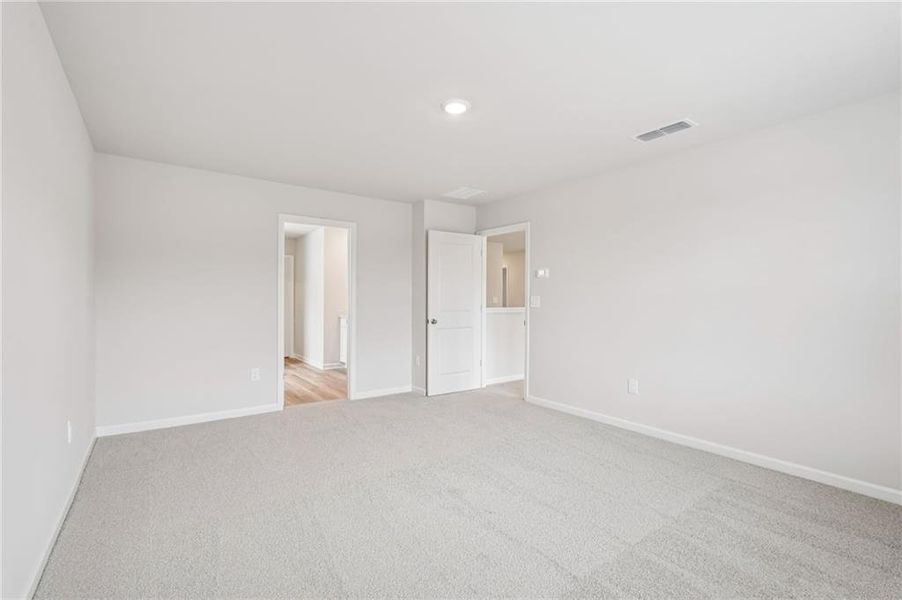 Spacious, unfurnished interior of a new home in Harmony Manor, Fairburn (Image 52).