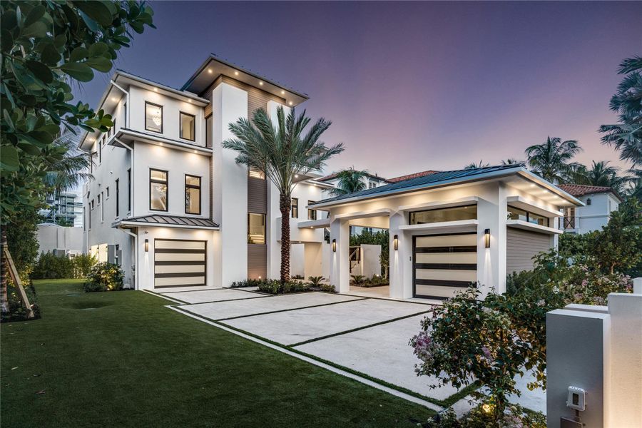 Furnished interior view inside a new home in , Ocean Ridge (Image 81).