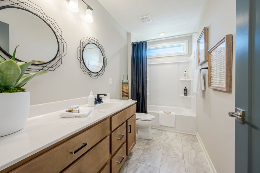 Representative furnished interior of a home built from the Blair by Fischer Homes in Twin Lakes, Hoschton (Image 67).