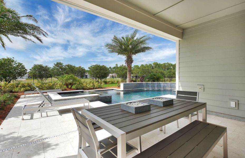 Mainstay | Covered Lanai