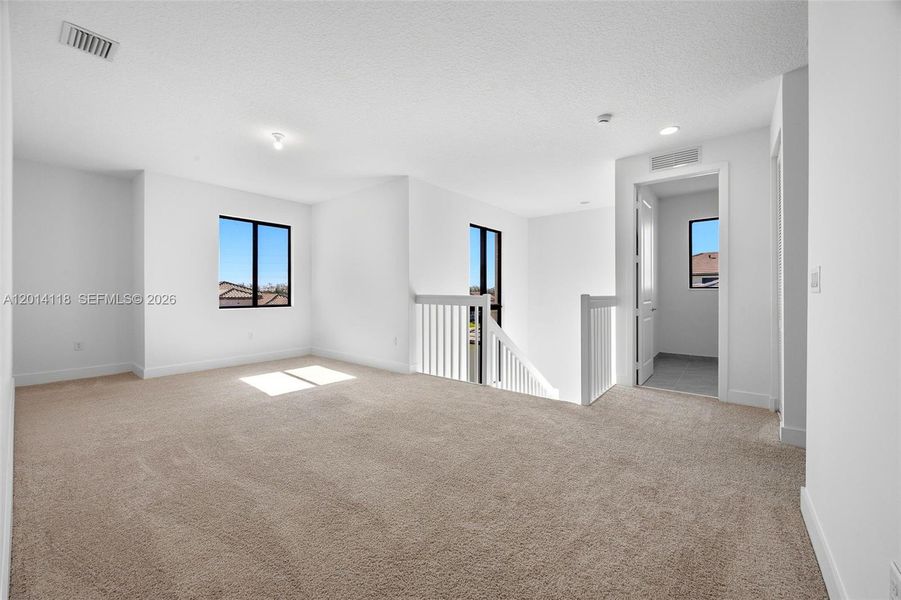 Spacious, unfurnished interior of a new home in , Immokalee (Image 29). Spacious, unfurnished interior of a new home in , Immokalee (Image 29).