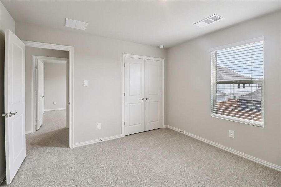 Spacious, unfurnished interior of a new home in Lakehaven - Spring Series, Farmersville (Image 30).