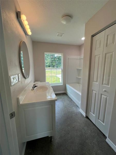 2nd Bathroom