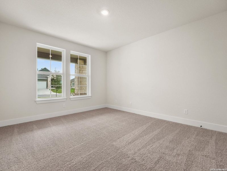 Spacious, unfurnished interior of a new home in Parklands Estates, Schertz (Image 20).