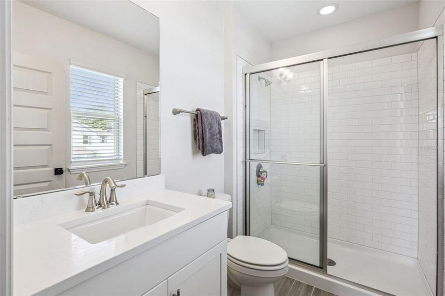 Furnished interior view inside a new home in , Winter Garden (Image 18).