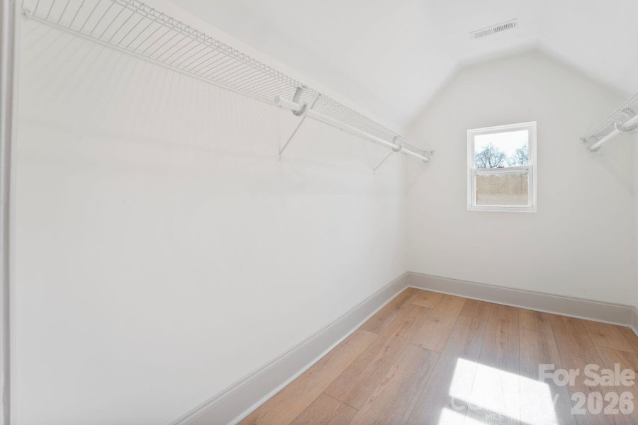 Spacious, unfurnished interior of a new home in , Mint Hill (Image 22).