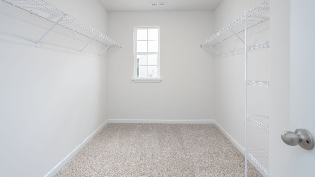 Representative unfurnished interior of a home built from the Elston by D.R. Horton in Carter Ridge, Greenville (Image 21).