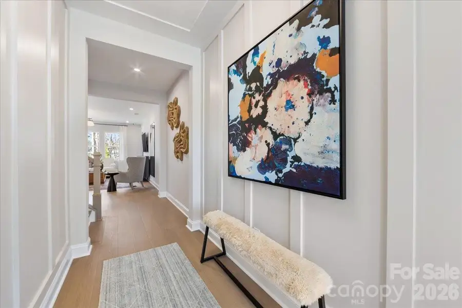 Falcon Plan Model Photo