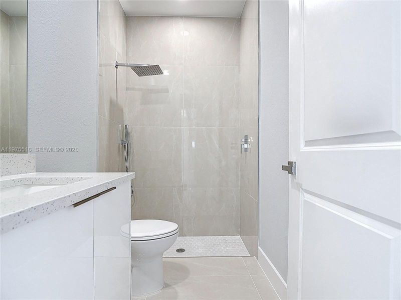 Furnished interior view inside a new home in , Lehigh Acres (Image 6). Furnished interior view inside a new home in , Lehigh Acres (Image 6).