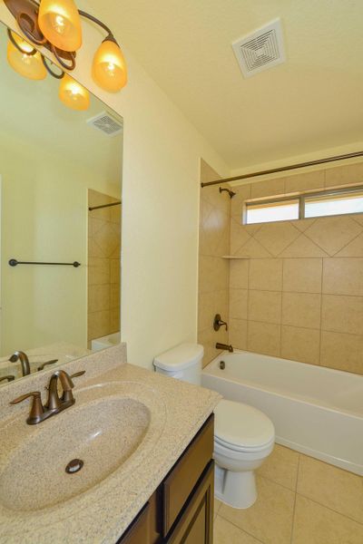 bathroom2.jpg bathroom2.jpg