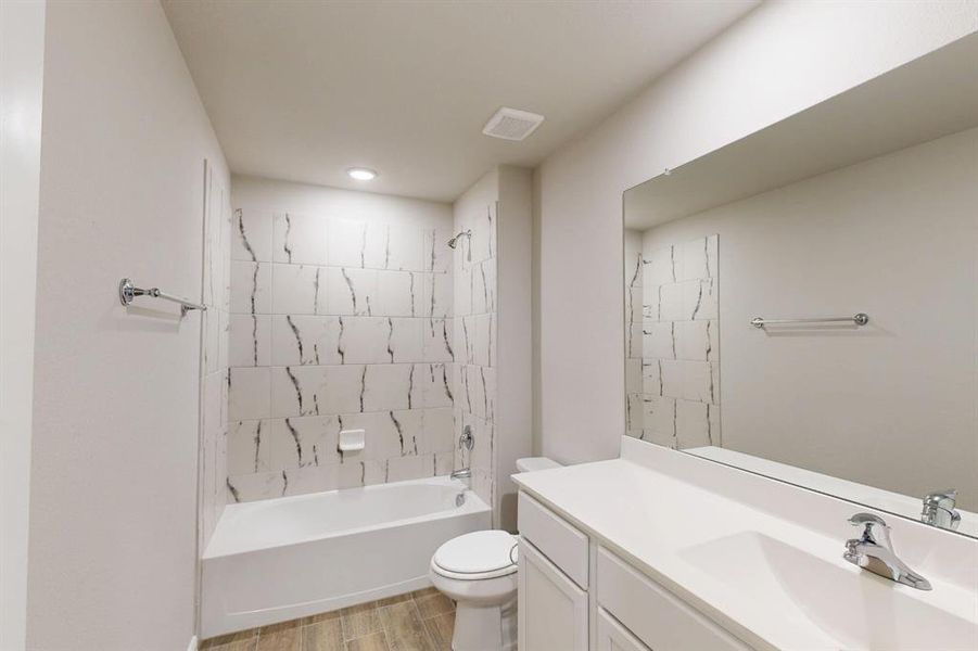 Furnished interior view inside a new home in Meadow Park, Denton (Image 10). Furnished interior view inside a new home in Meadow Park, Denton (Image 10).