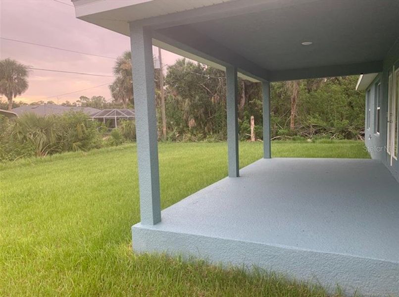 Image 10 of a home in Port Charlotte.