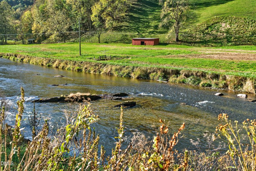 05-27-DSC3752 05-27-DSC3752