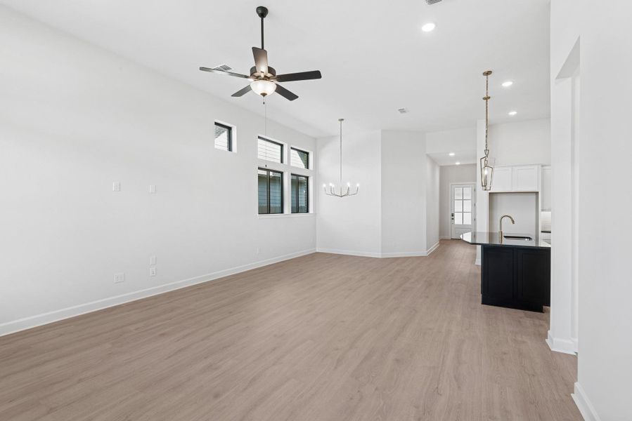 Spacious, unfurnished interior of a new home in Pomona 45' Homesites, Manvel (Image 27). Spacious, unfurnished interior of a new home in Pomona 45' Homesites, Manvel (Image 27).