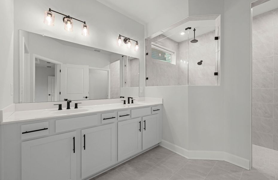 Furnished interior view inside a new home in Sun City Peachtree, Griffin (Image 8).