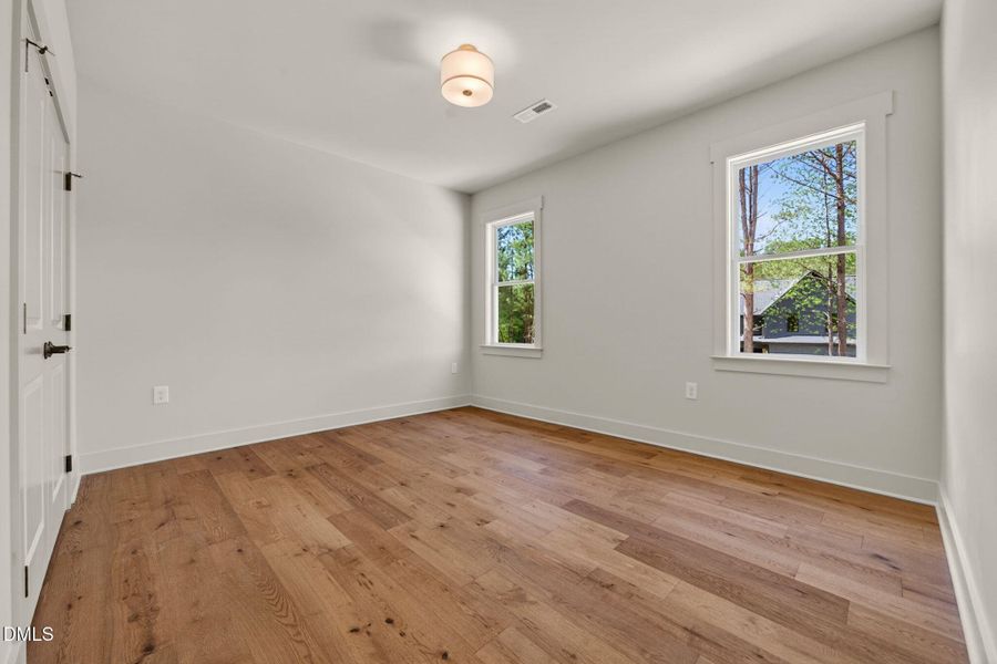 47-web-or-mls-12601 Burgess -47