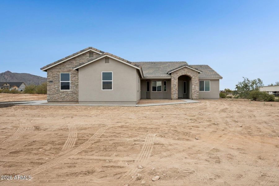 1-web-or-mls-20122-w-hazelwood-st