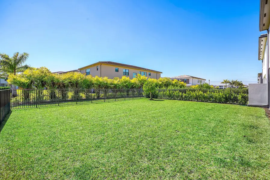 056-8260RoyalCountyDownRoad-BocaRaton-FL