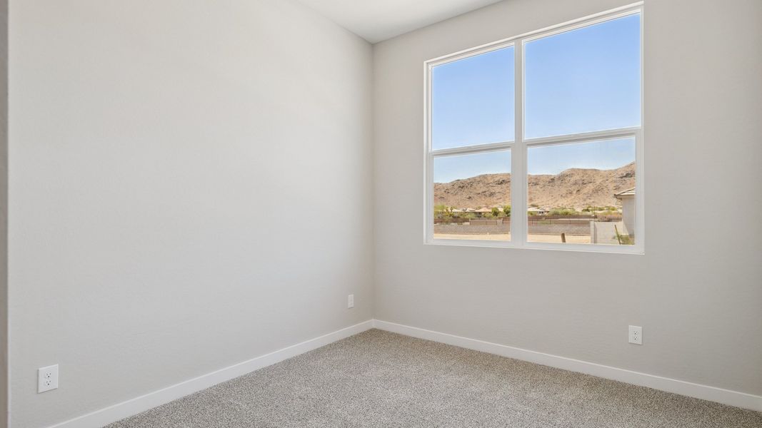Spacious, unfurnished interior of a new home in Upper Canyon, Phoenix (Image 36).