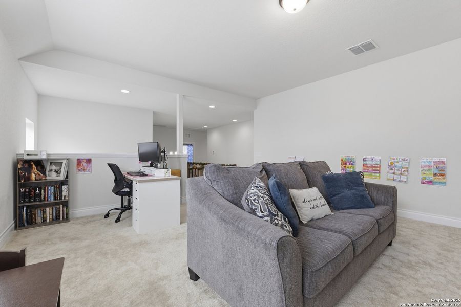 Furnished interior view inside a new home in , San Antonio (Image 38). Furnished interior view inside a new home in , San Antonio (Image 38).