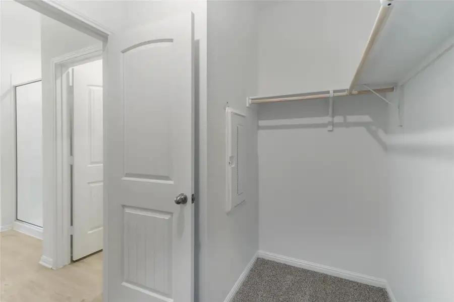 Spacious, unfurnished interior of a new home in Bar W Ranch, Leander (Image 10). Spacious, unfurnished interior of a new home in Bar W Ranch, Leander (Image 10).