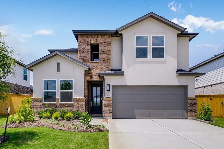 1123 Buffalo Run ~ Ready Now