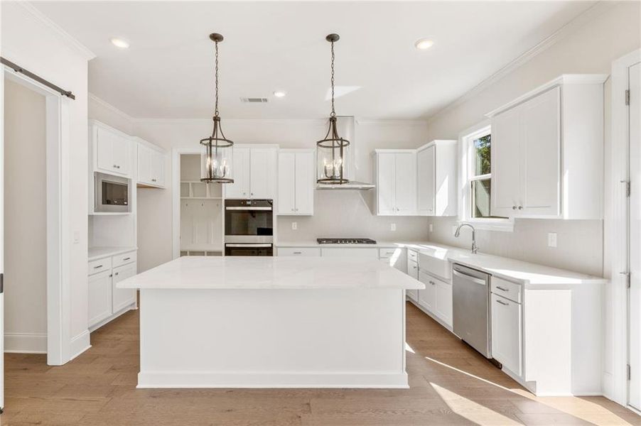 Furnished interior view inside a new home in Chattahoochee Reserve, Cumming (Image 6).