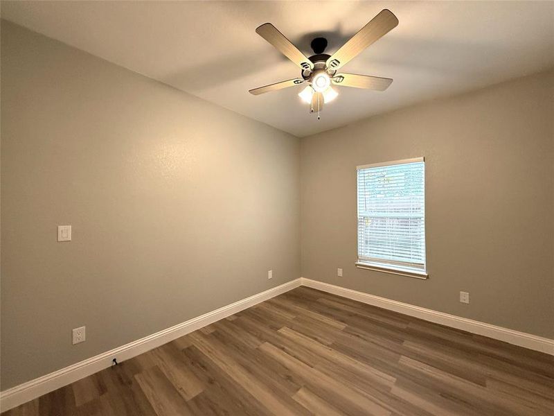 Spacious, unfurnished interior of a new home in , Denison (Image 10).