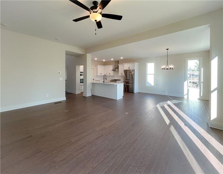 Spacious, unfurnished interior of a new home in , Cartersville (Image 25).
