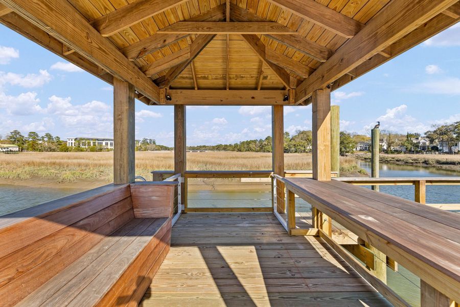 Community amenities in , Charleston (Image 112).