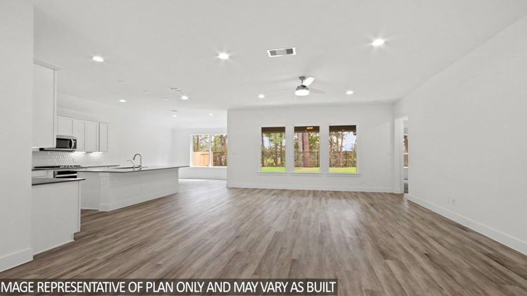 Spacious, unfurnished interior of a new home in River Ranch Estates, Dayton (Image 13).