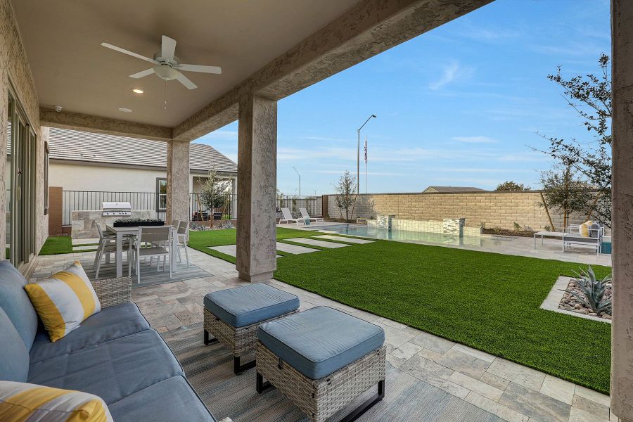 Representative exterior details of a home built from the Lagoon by Mattamy Homes in Tyler Ranch, Buckeye (Image 26). Representative exterior details of a home built from the Lagoon by Mattamy Homes in Tyler Ranch, Buckeye (Image 26).