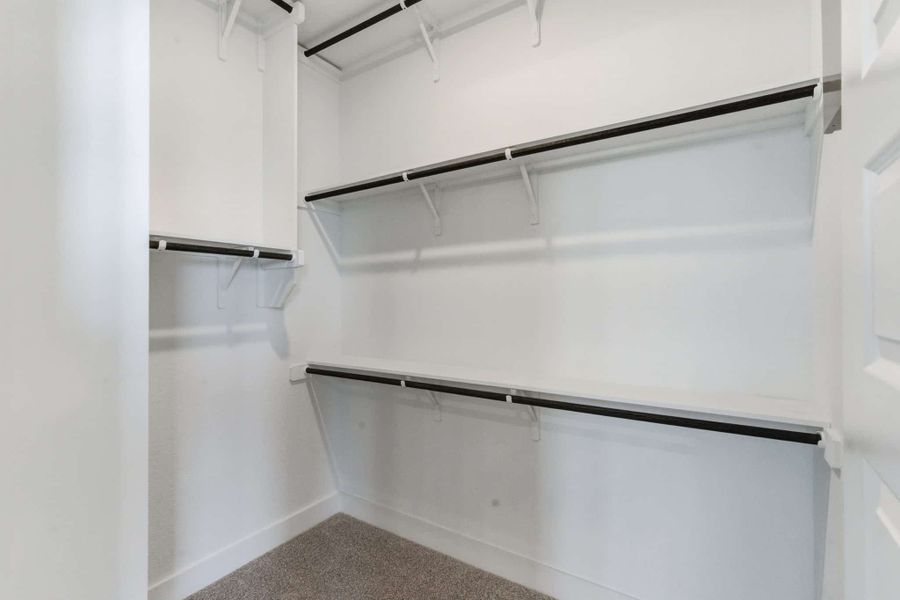 Spacious, unfurnished interior of a new home in Sienna Lakes, San Antonio (Image 48). Spacious, unfurnished interior of a new home in Sienna Lakes, San Antonio (Image 48).